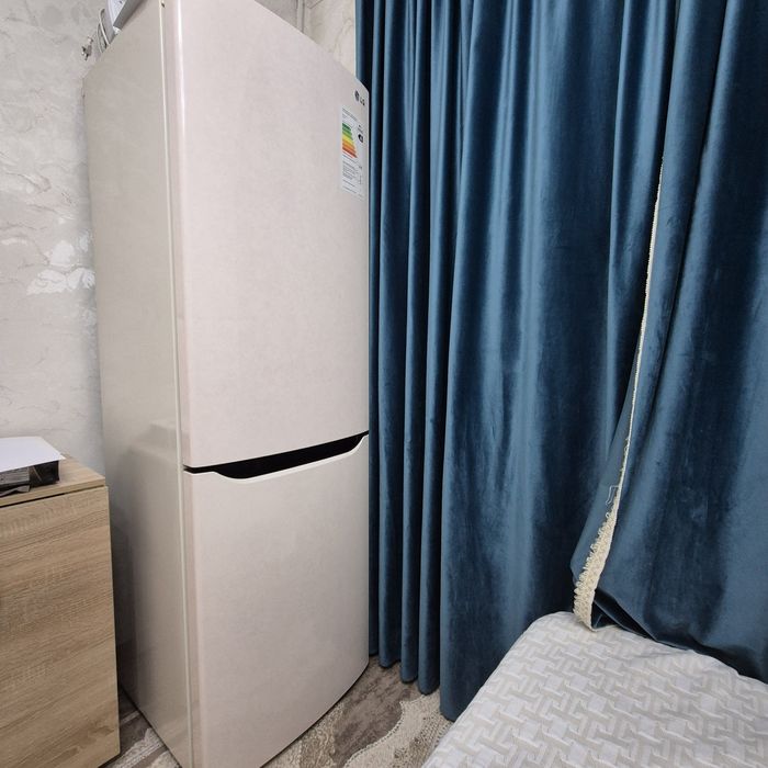 холодильник для кухни