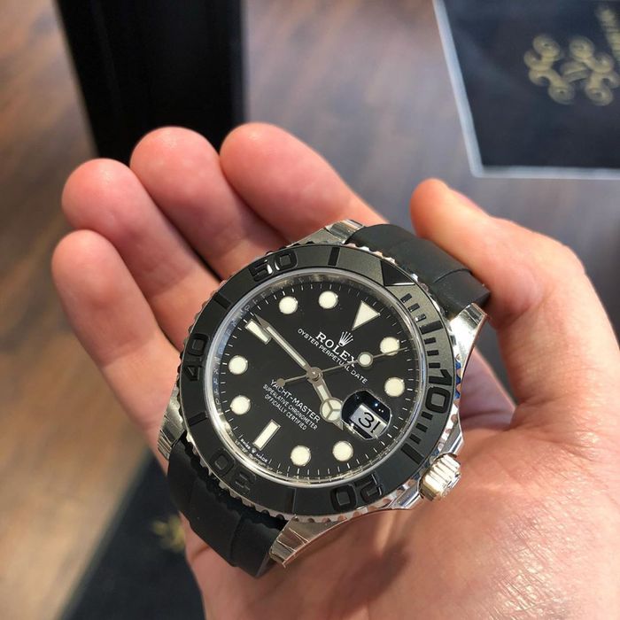 Rolex Yacht - Master Black 42,mm rubber