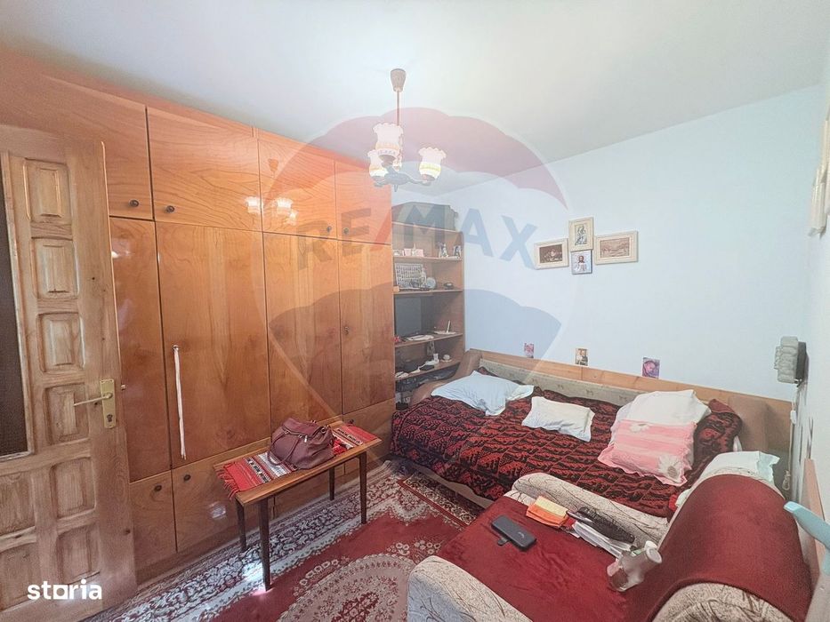 Apartament cu 2 camere, Etaj 1, Strada Alecu Russo