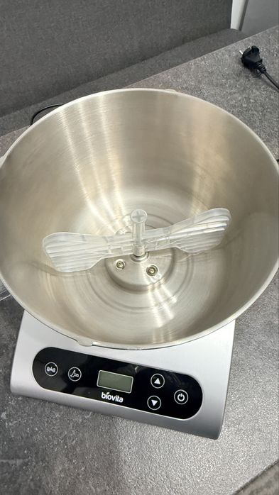 Mixer pentru frământat Biovita MIX-800