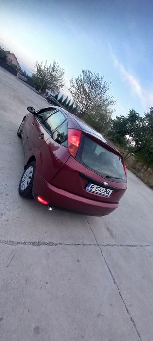 FORD Focus 2001 — imagine 5