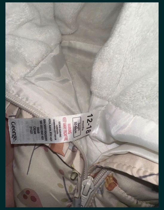 Зимний комбинезон фирма George и сапоги для девочек