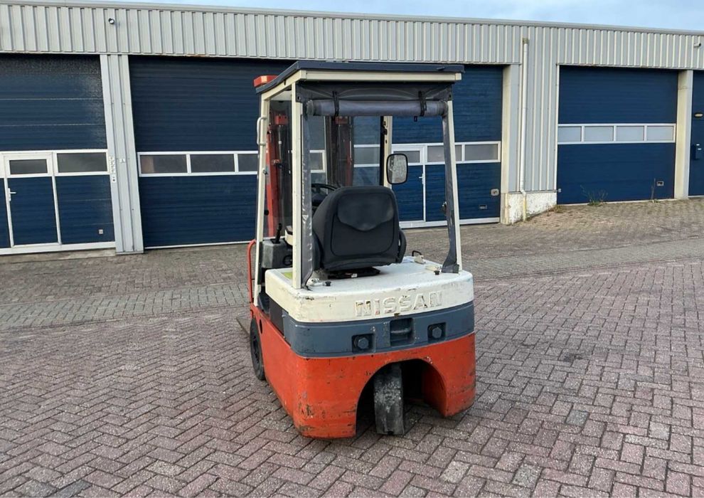 Stivuitor electric Nissan