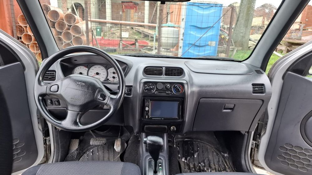 Vand jeep daihatsu