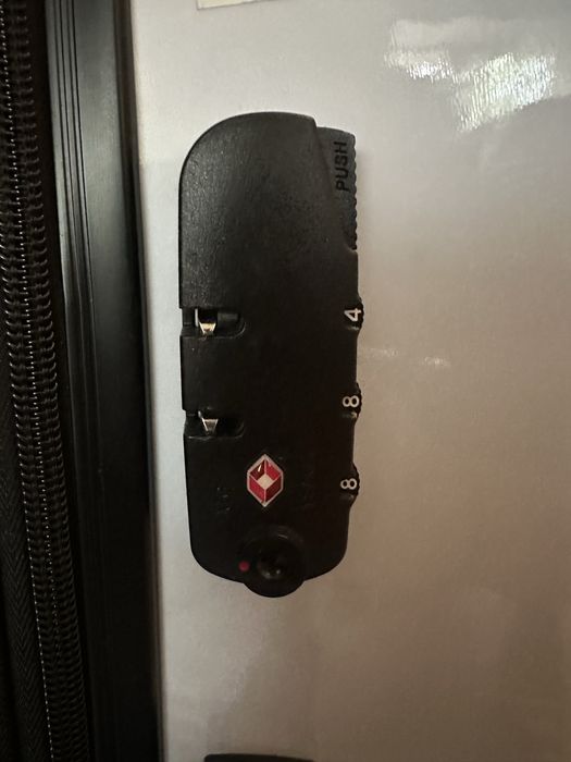 Чемоданы world traveler  L , M size