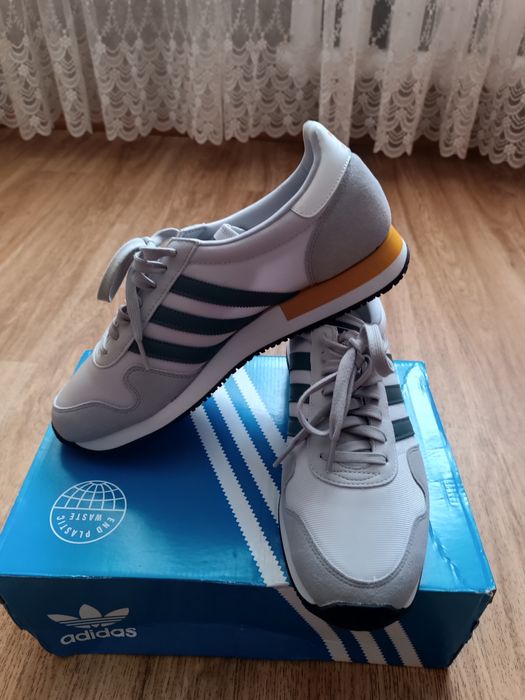 Спортивная обувь