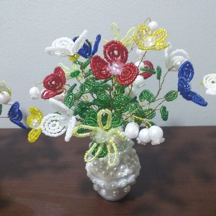 Букет Цветов из бисера