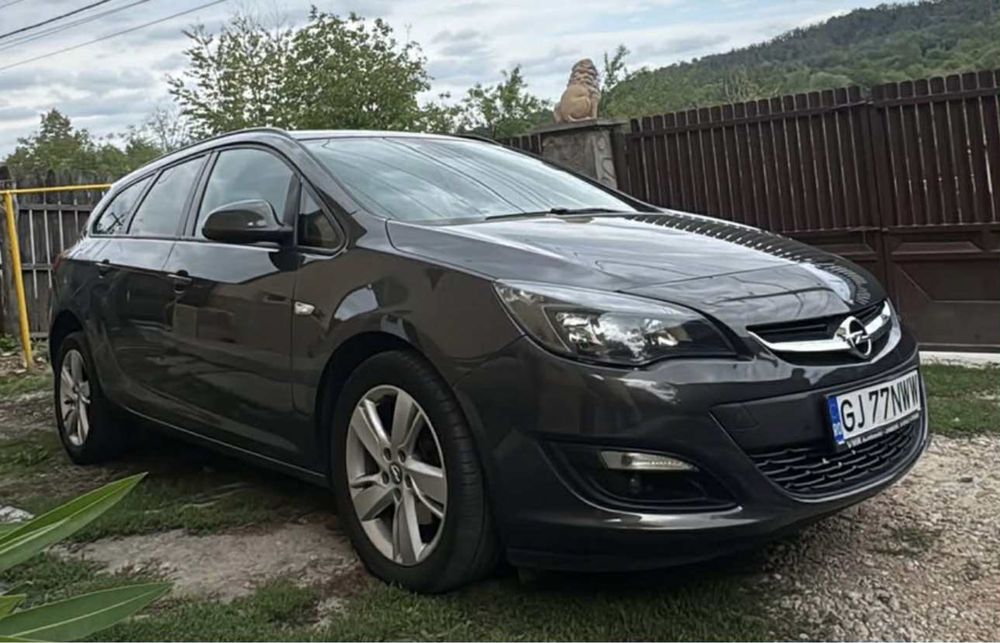 Opel Astra J 1.6CDTI