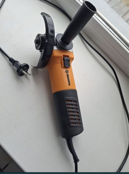 Болгарка  Новая.