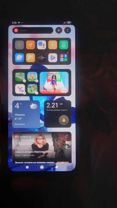 Redmi 12 телефон хороший состояние ремонт не был память 256