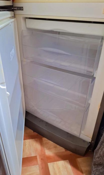 Продается холодильник