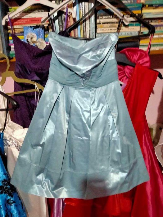 Rochii de ocazie babydoll frumoase, purtate o data sau noi ,m.34-36-38