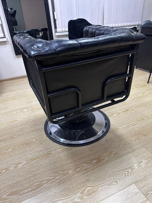 Кресло парикмахерское