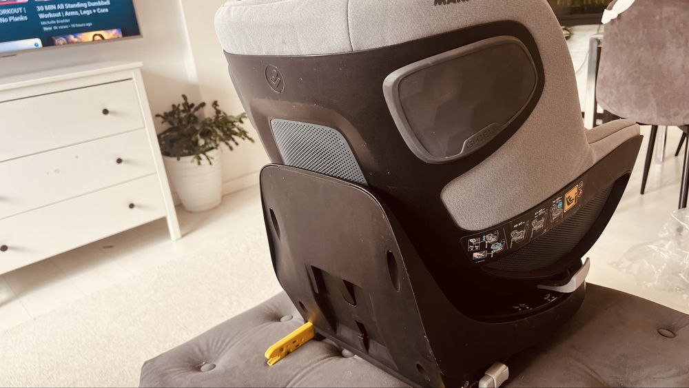 Детско столче за кола Maxi-Cosi Pearl 360 с въртяща се база + бонус чисто нова подложка за бебе