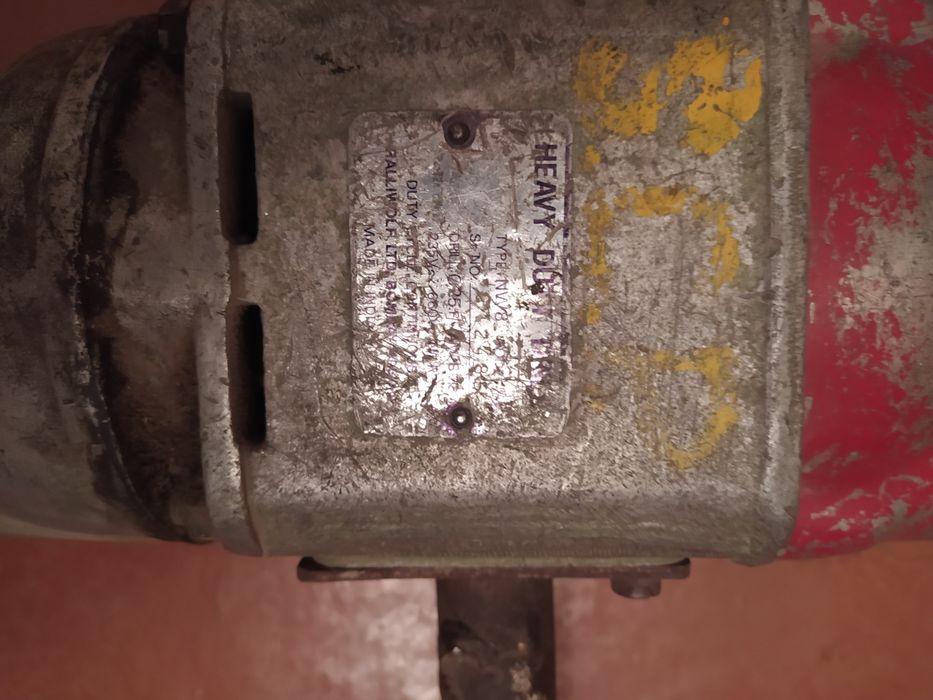 Отбойник мощный отбойник.