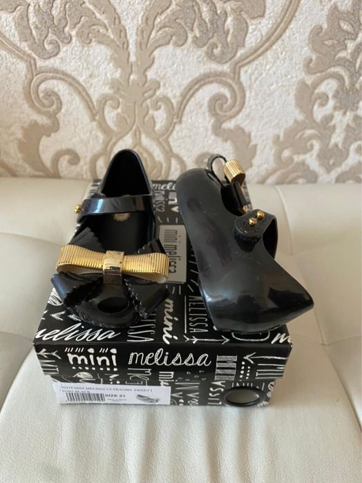 Детские сандали