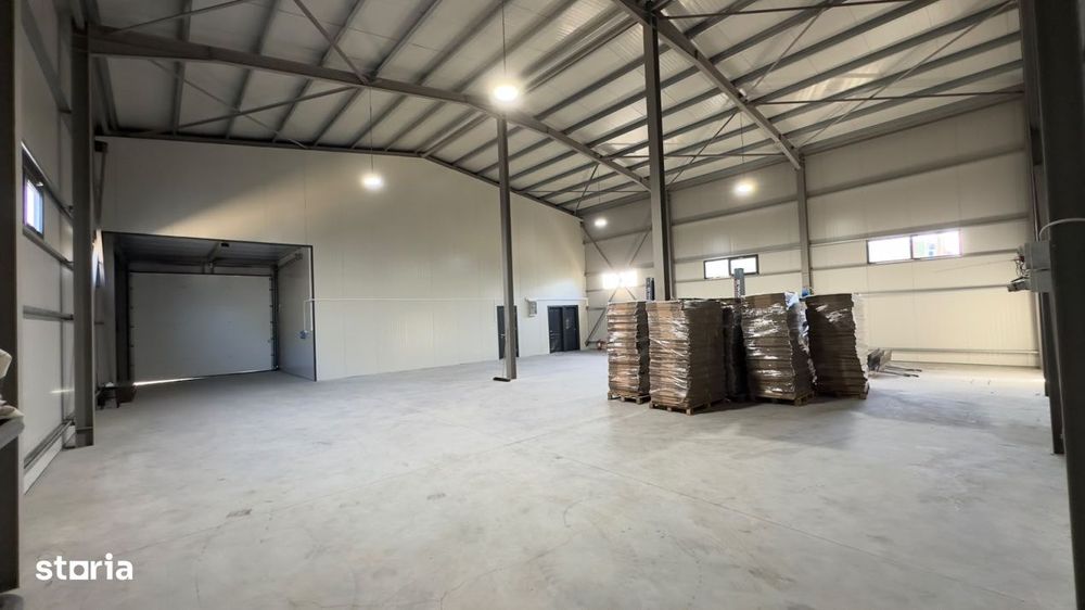 Spatiu industrial/comercial de inchiriat, 1.590 m2, hala + birouri, Ma