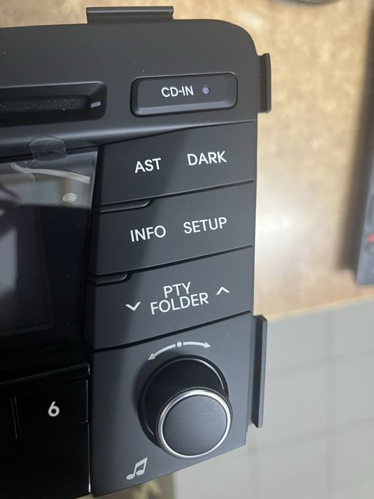 Radio original Hyundai i40 2011-2015– nou, nefolosit