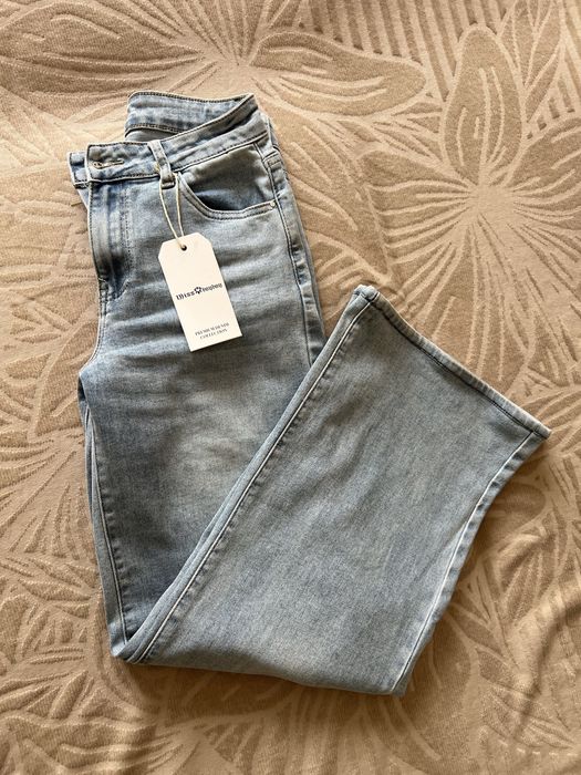Продам джинсы женские
