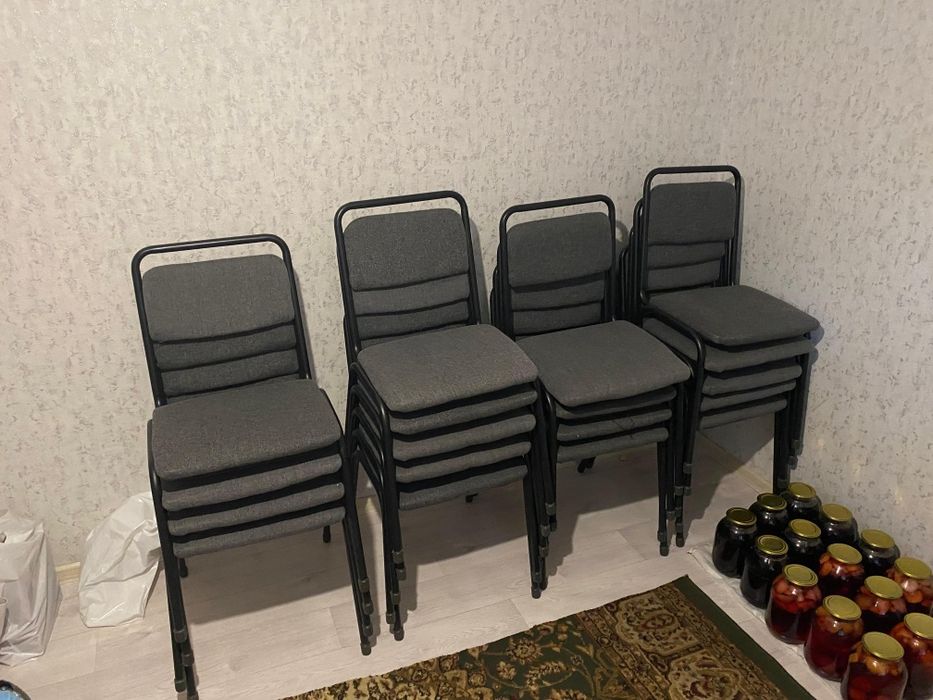 Сейф, орындақ сатылады
