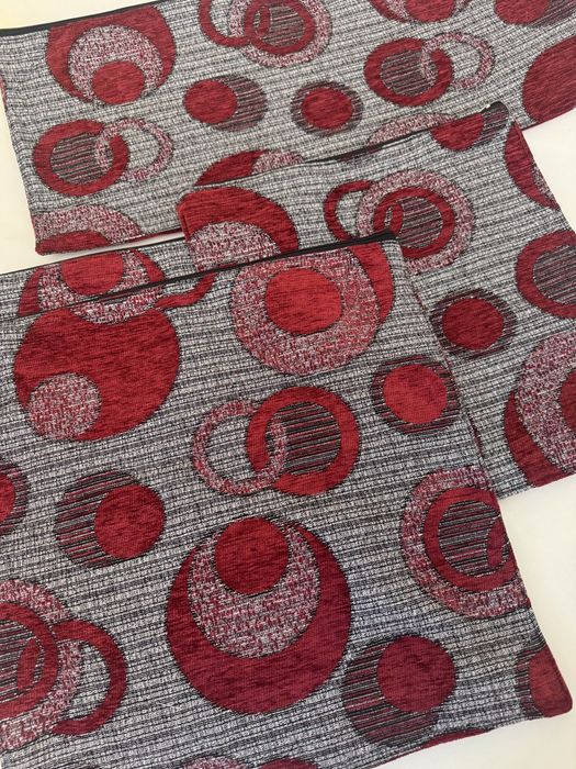 Продам чехлы новые на подушки