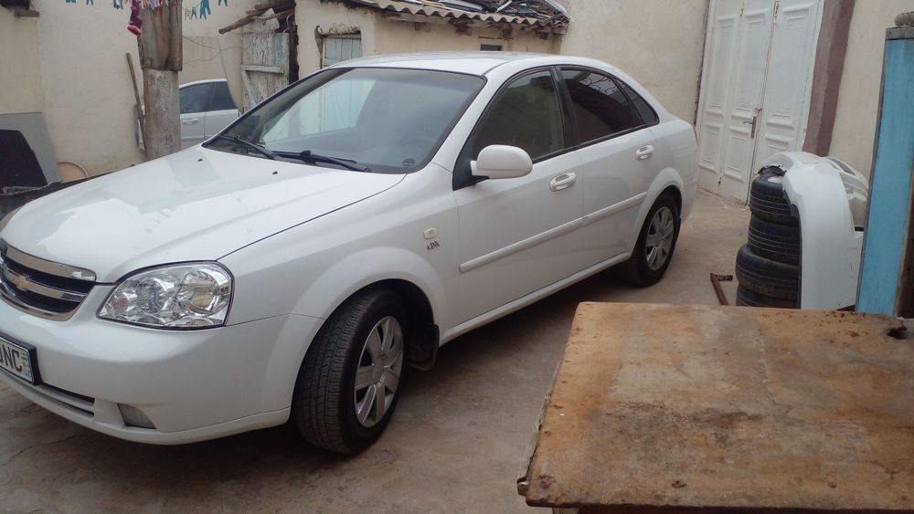 Ласетти 2010 года