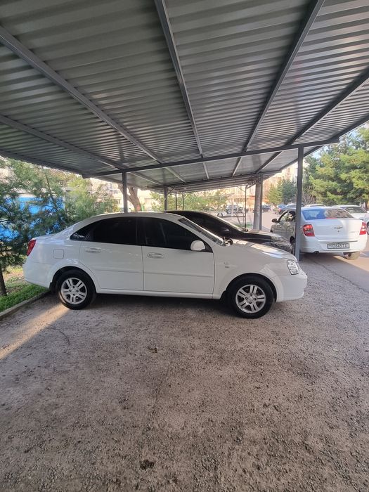 Lasetti 1.8 gazli tozza