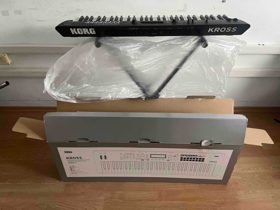 Синтезатор KORG KROS II