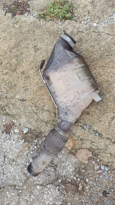 Празен дпф за бмв е60 2.5-3.0д