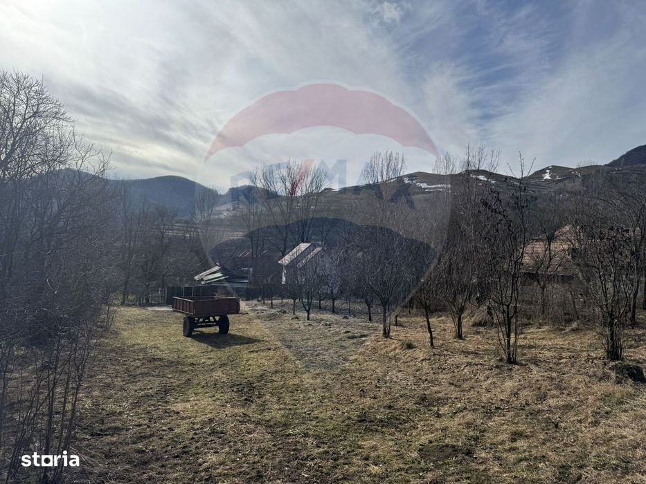 Teren intravilan 1.271 mp – Izvoarele, jud. Alba