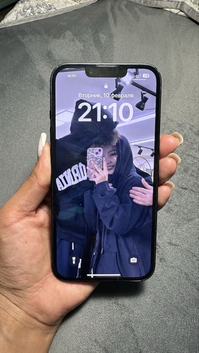 Срочно продается iphone 13