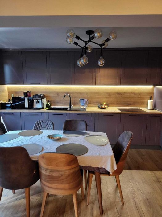 Продава се Четиристаен апартамент в Бургас, Пристанище Бургас - 120 кв.м за 1909 €/кв.м - Снимка #5