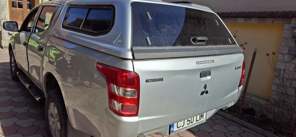 Vând Mitsubishi L200 din 2016  4×4 în stare bună