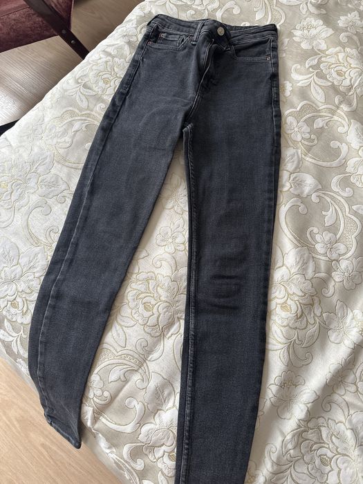 Одежда по 5 000 тенге