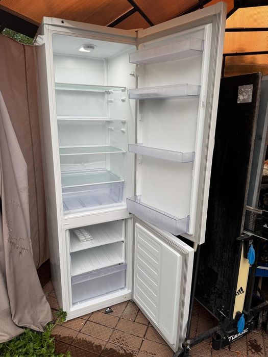 Холодильник Beko