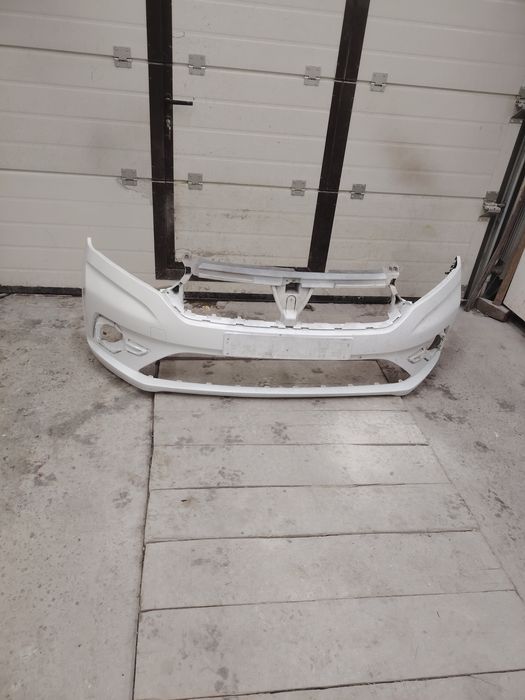 Bară față Logan  2, și 3 stare bună