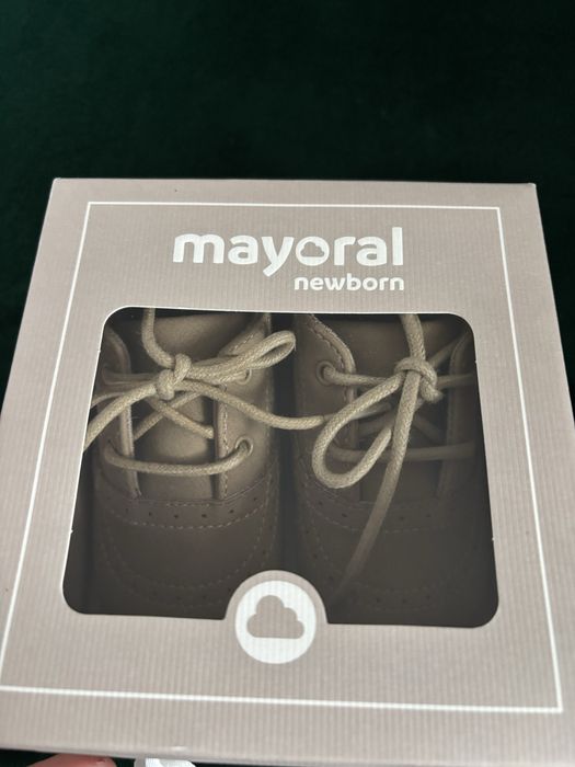 Pantofi Mayoral maro cu siret pentru bebe 17