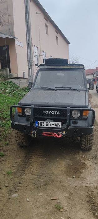 Vând sau schimb toyota lj70