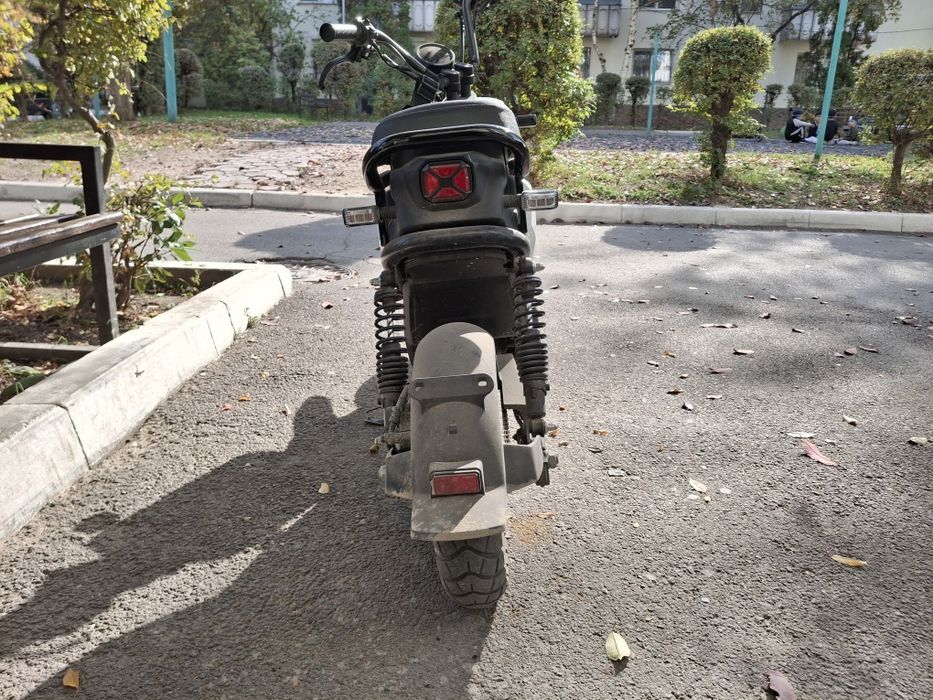 Электровелосипед Cruzer Honda Zoomer White