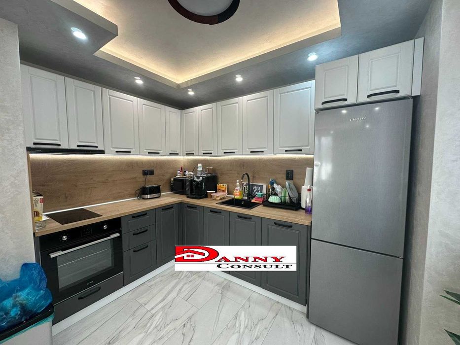 Тристаен апартамент в гр. В. Търново - кв. ”Колю Фичето”