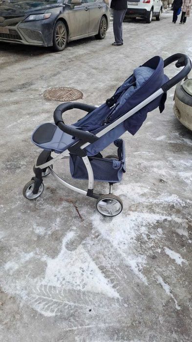 Продам коляску в хорошем состоянии бу