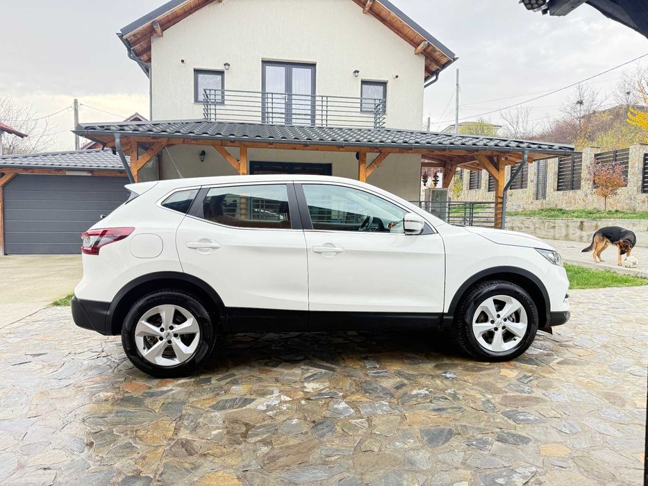 NISSAN QASHQAI model 2022/DIESEL 1.5/116cp/EUR 6/LED/Camera/Edition