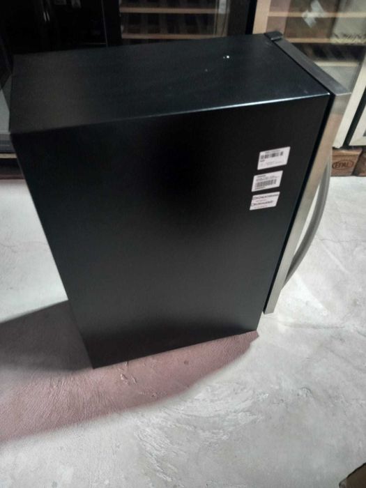 OFERTA Frigider de vinuri 2 ZONE Racire