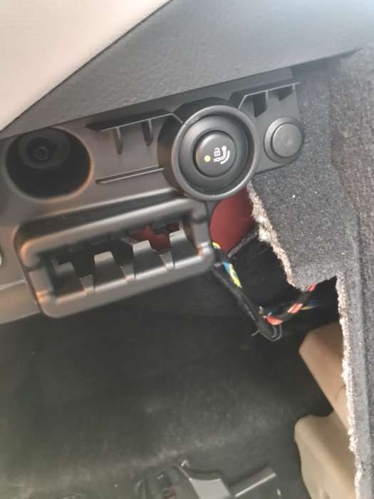 Dezmembrez bmw 318d,320d,f31 din 2013