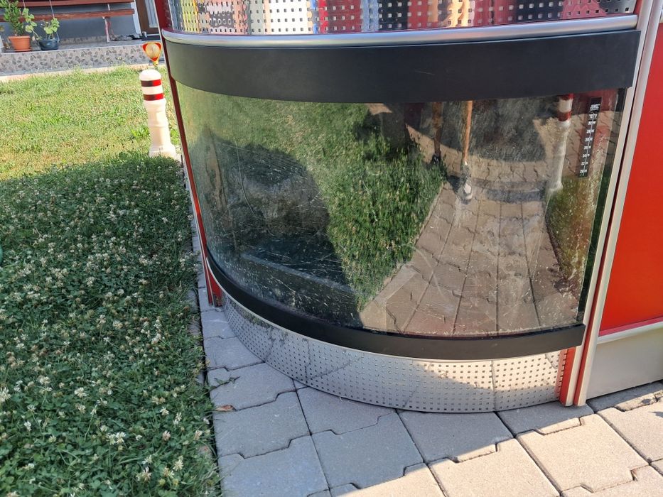 Mobilă de recepție cu acvariu incorporat