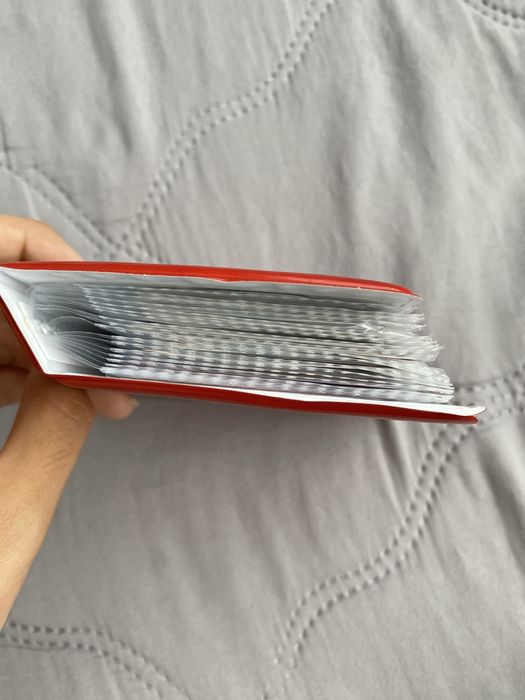 Кпоп карточки в картохранилке