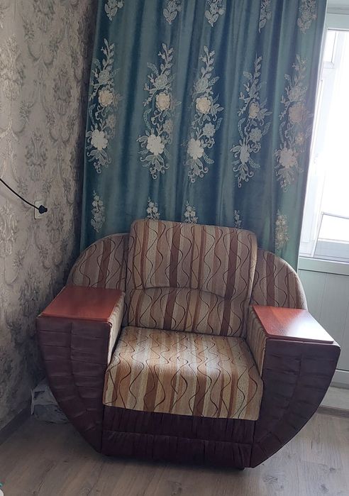 Продам диван б/у
