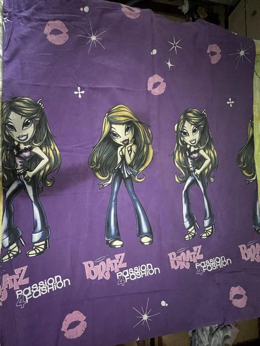 Два броя пликове