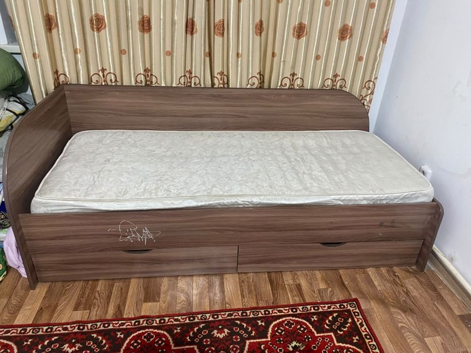 продается шкаф+кровать
