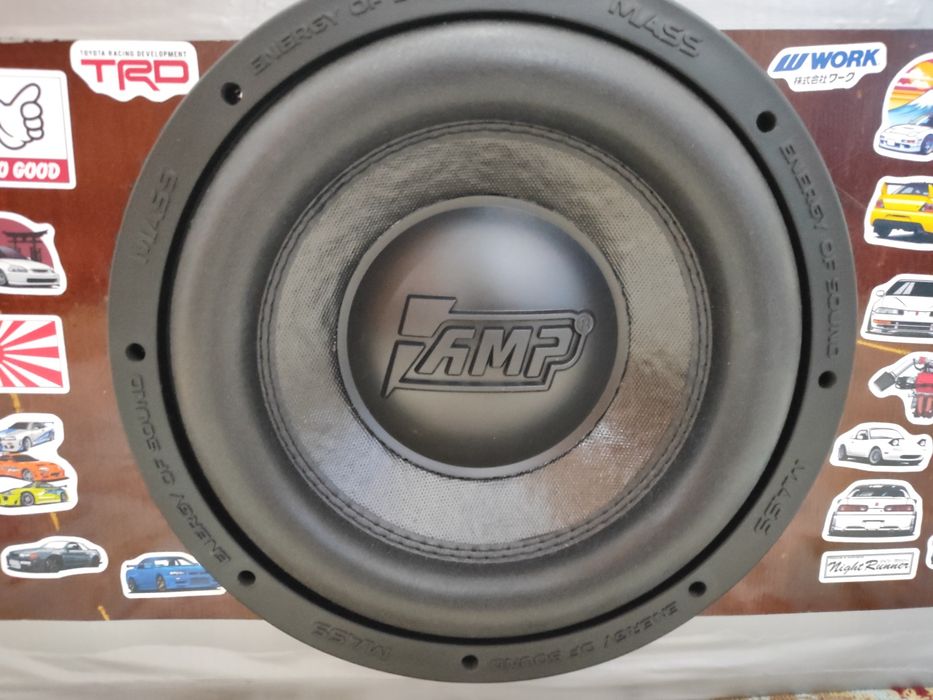 Продам сабвуфер Амп